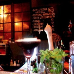 Julep a favourite with locals for contemporary cocktails and tapas. Try their signature cocktail, the mint julep.
2 Vredenberg Lane , Cape Town (0)21 423 4276