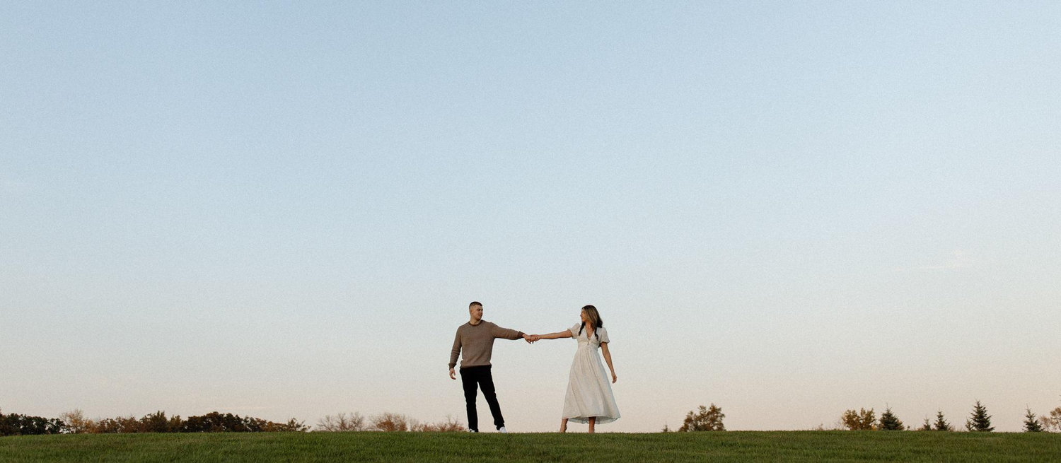 The Wedding Website of Amanda Gluck and Owen Piehl