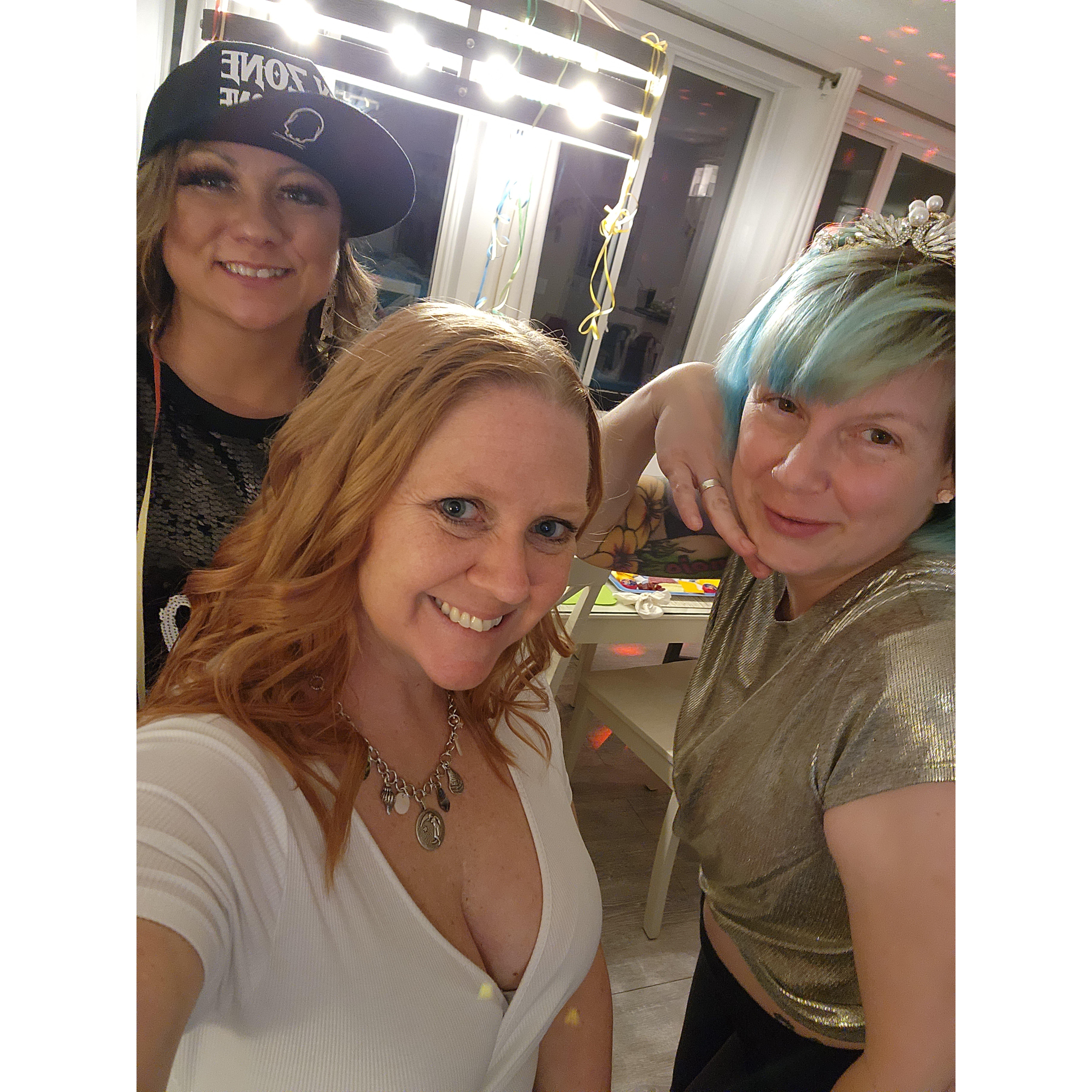 Girl Power! Lol!