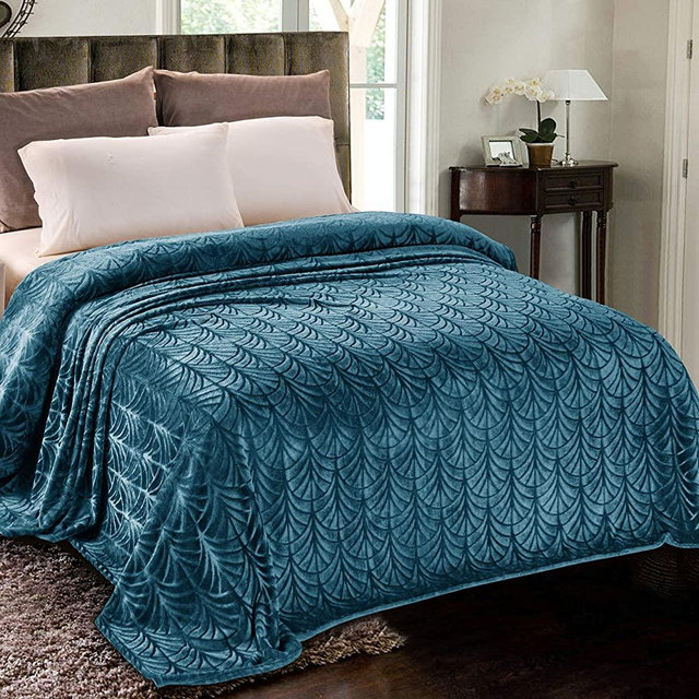 Whale Flotilla Flannel Fleece King Size Bed Blanket, Soft Velvet Lightweight Bedspread Plush Fluffy Coverlet Vintage Design Decorative Blanket for All Season, 90x104 Inch, Teal