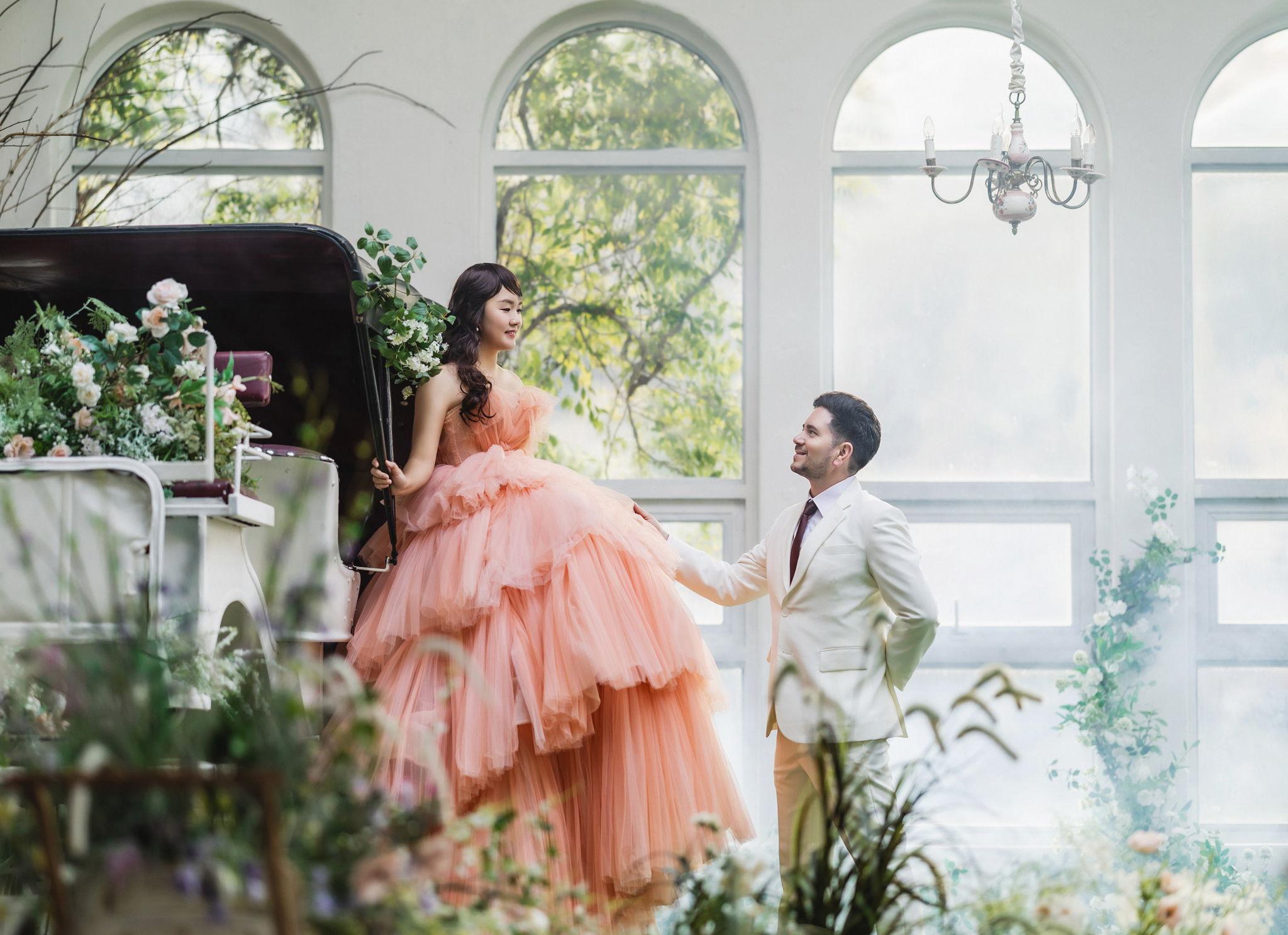 The Wedding Website of Hiyo Shin and Alex Marrs