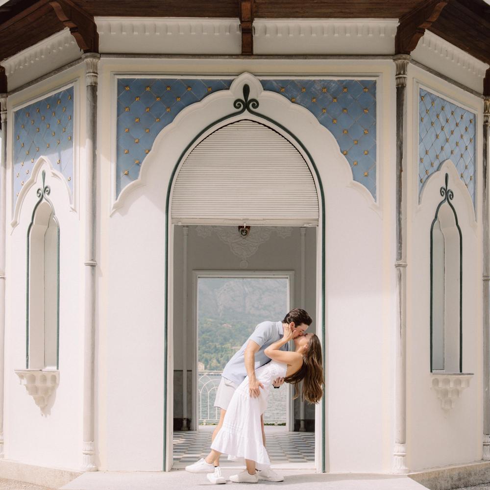 Taylor O'Brien and Scott Patterson's Wedding Website, image size:1000x1000