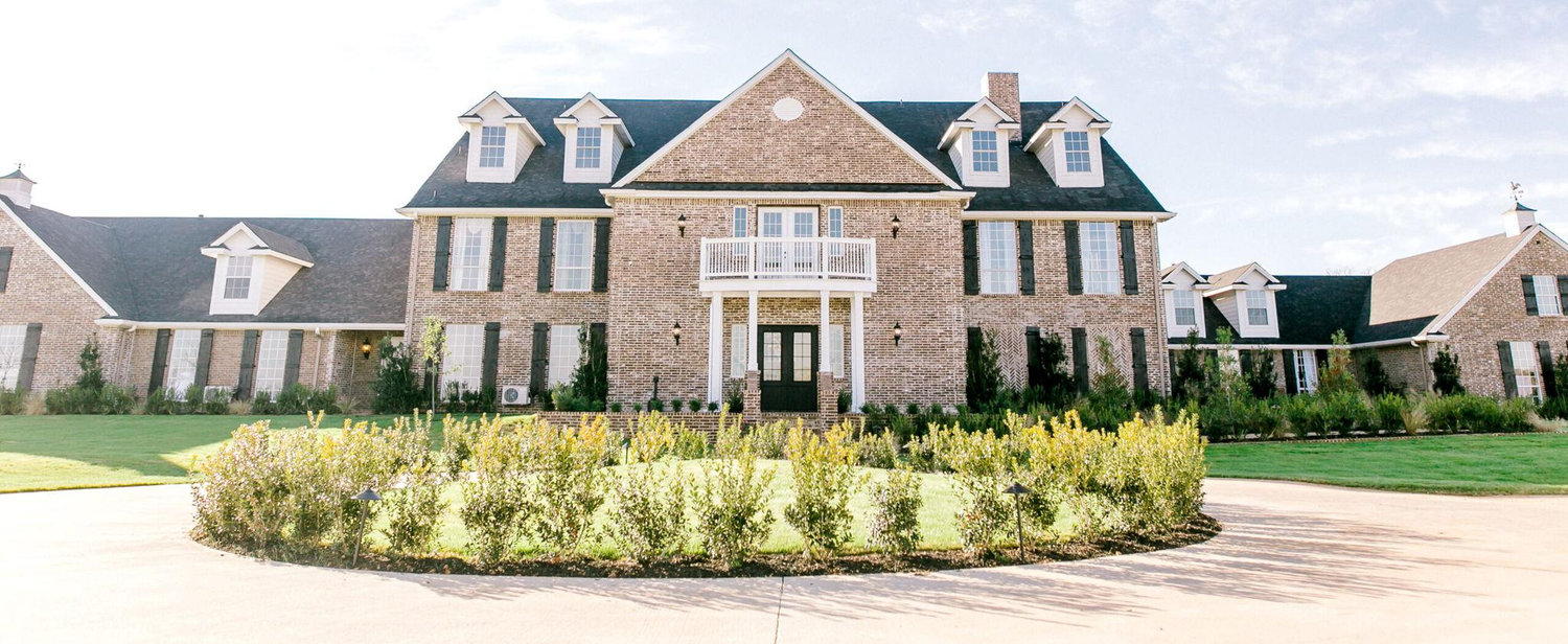 The Wedding Website of Kirsten Gauvey and Hayden Turner