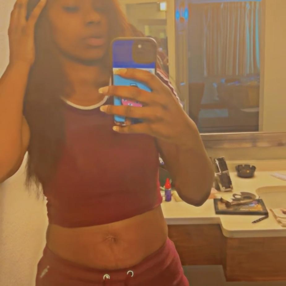 Long hair don’t care damn she fine