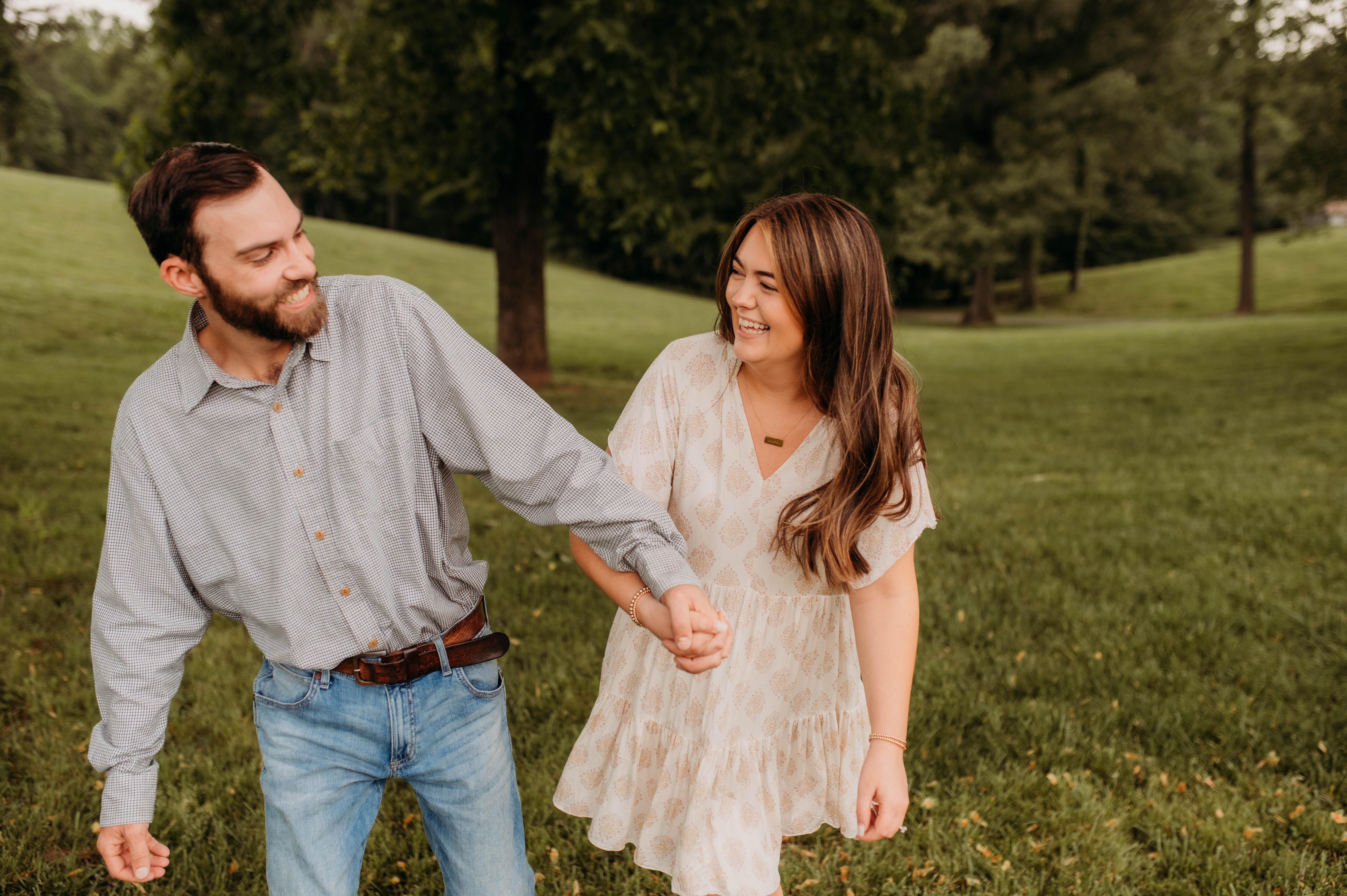 The Wedding Website of Lauren Avery and Austin Farmer