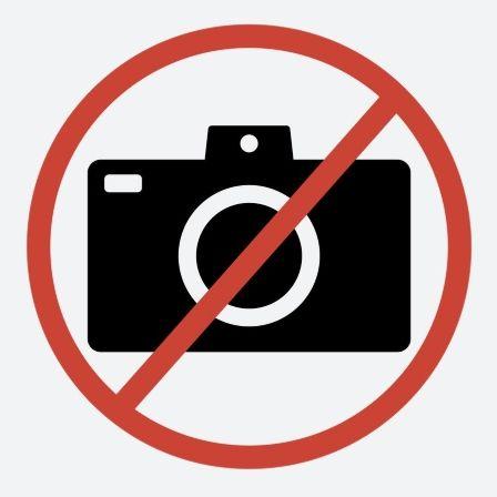 Pedimos que durante a cerimónia não tirem fotos. Após a cerimónia, haverá muitas oportunidades para capturar momentos especiais. Agradecemos a compreensão e o respeito por este pedido.
