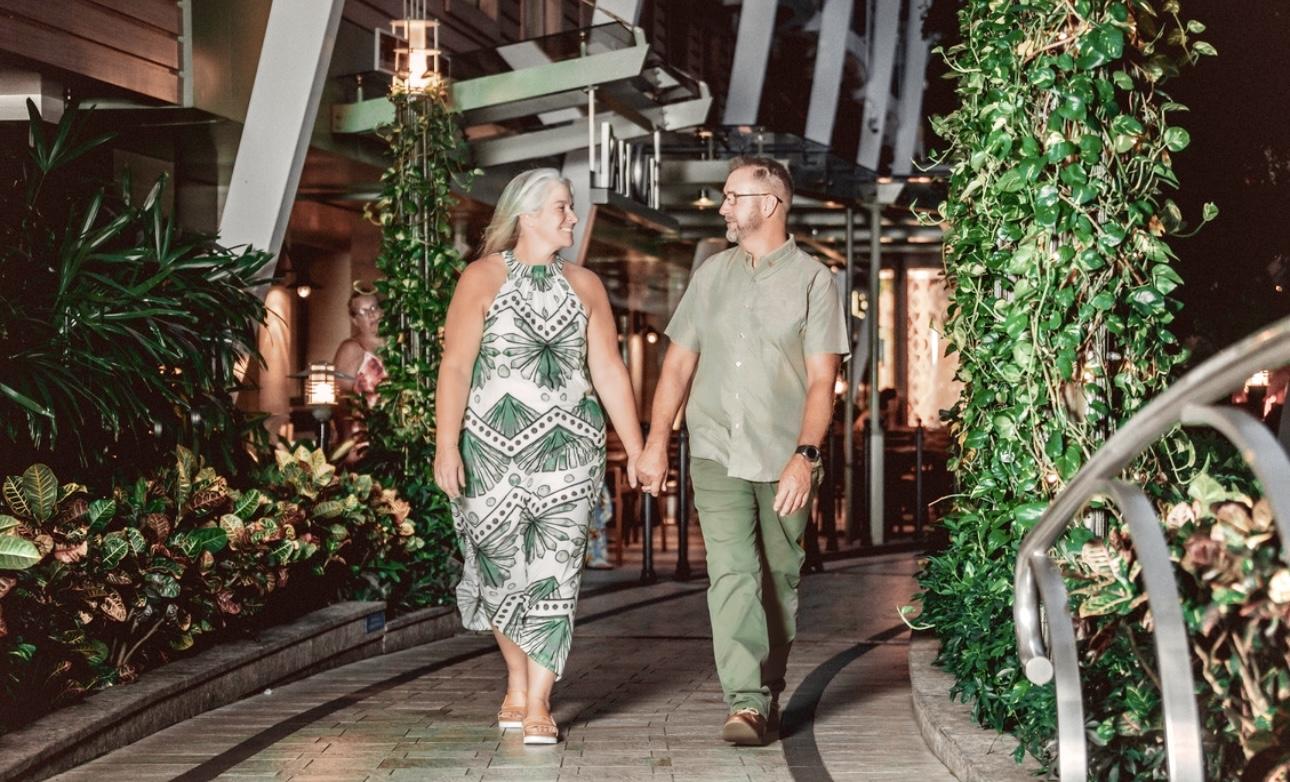 The Wedding Website of Teresa Reyes and Delbert Meeker