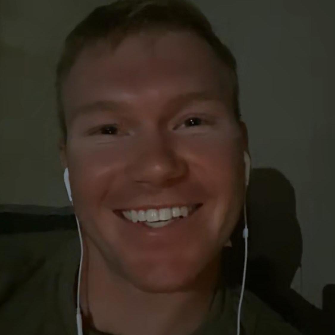9 months of face time dates (: