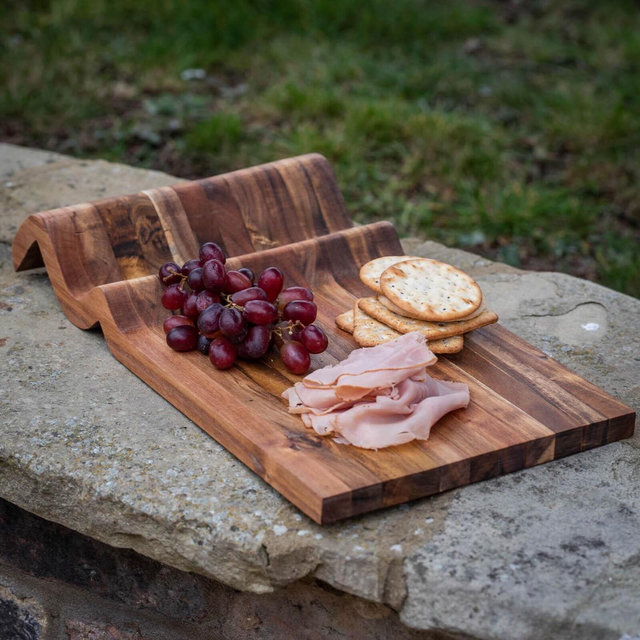 Handcrafted Acacia Wood Charcuterie Board - Stylish Gift for Couples - Cheese Lover's Delight - Entertaining - Serving Board - Christmas