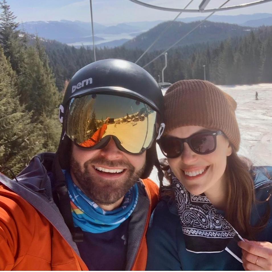 Skiing in Shweitzer