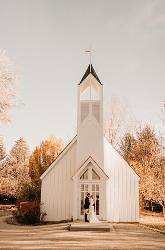 The Wedding Website of Nicole Liskey and Travis Haye