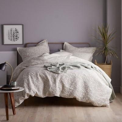 Odin Cotton Matelassé Duvet Cover