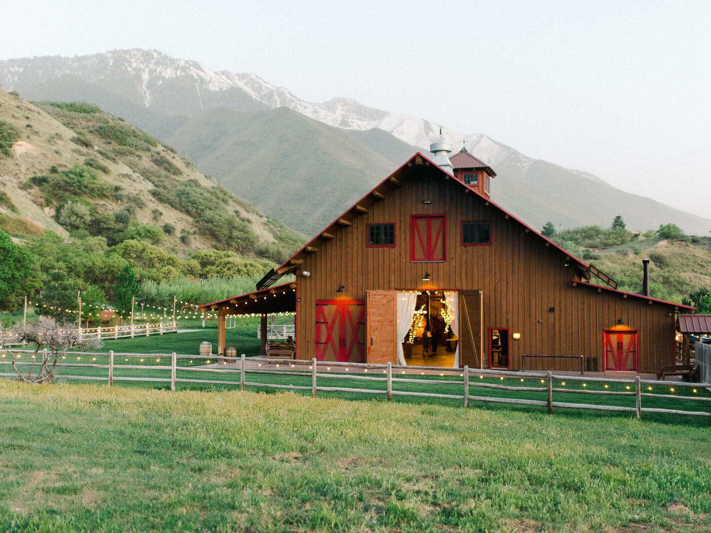 The Wedding Website of Arwen Marker and Tony Ciccone