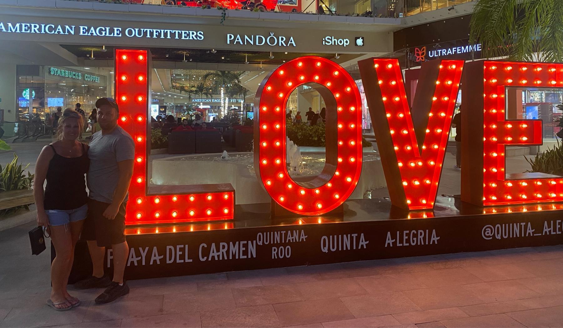 The Wedding Website of Amber Adams and Christopher LaFrance