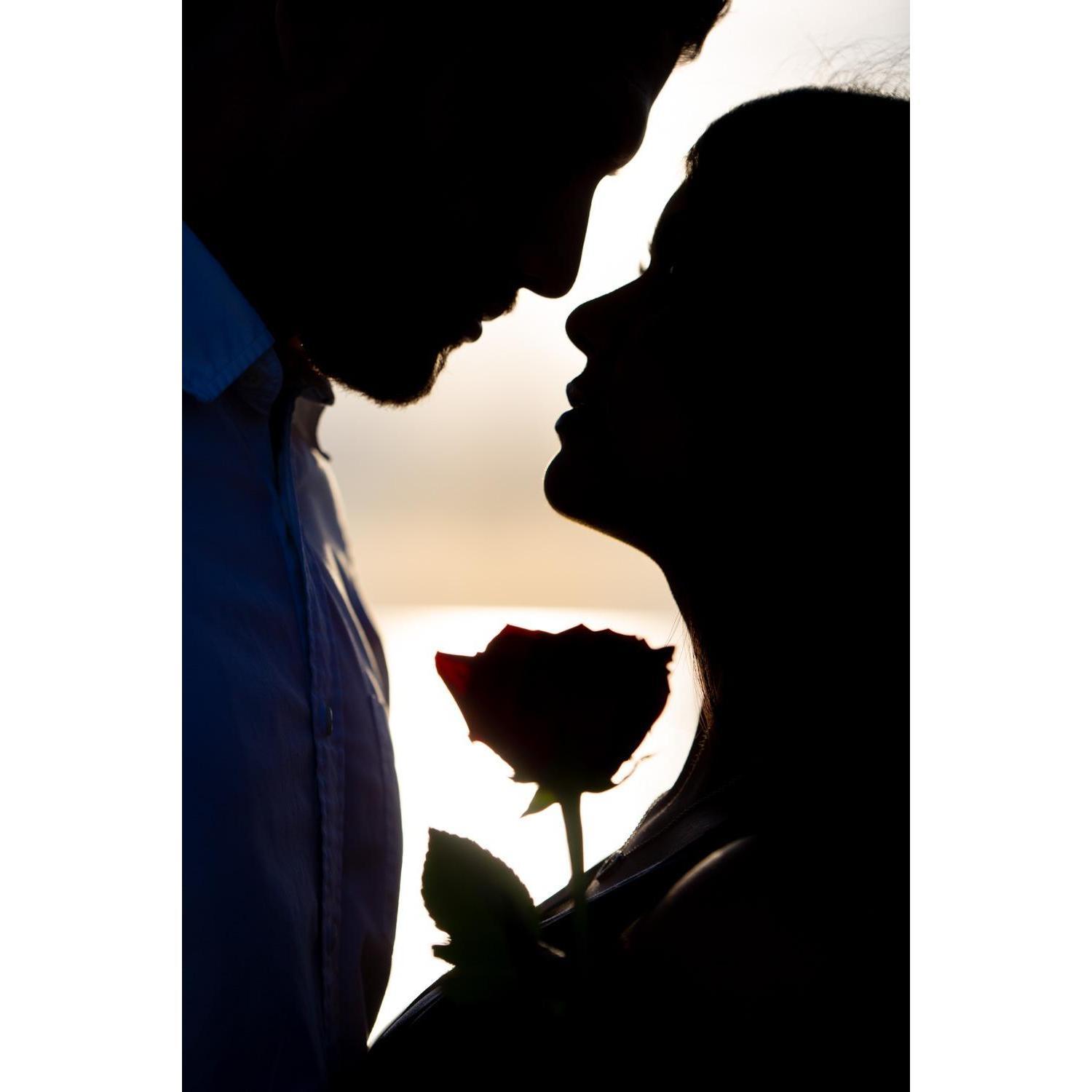 El Amor Es Paciente, Es Bondadoso. El Amor No Es Envidioso Ni Jactancioso Ni Orgulloso. No Se Comporta Con Rudeza, No Es Egoísta, No Se Enoja Fácilmente, No Guarda Rencor.  Corintios 13:4-8