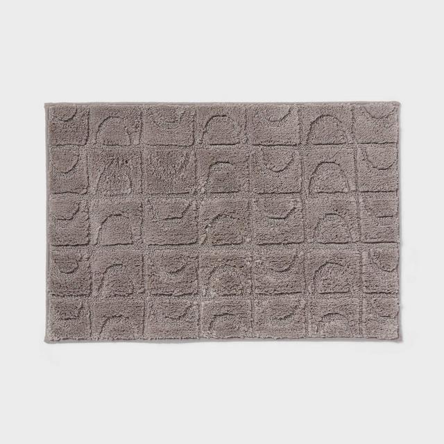 20"x30" Tufted Non-Skid Arc Bath Rug Dark Gray - Threshold™