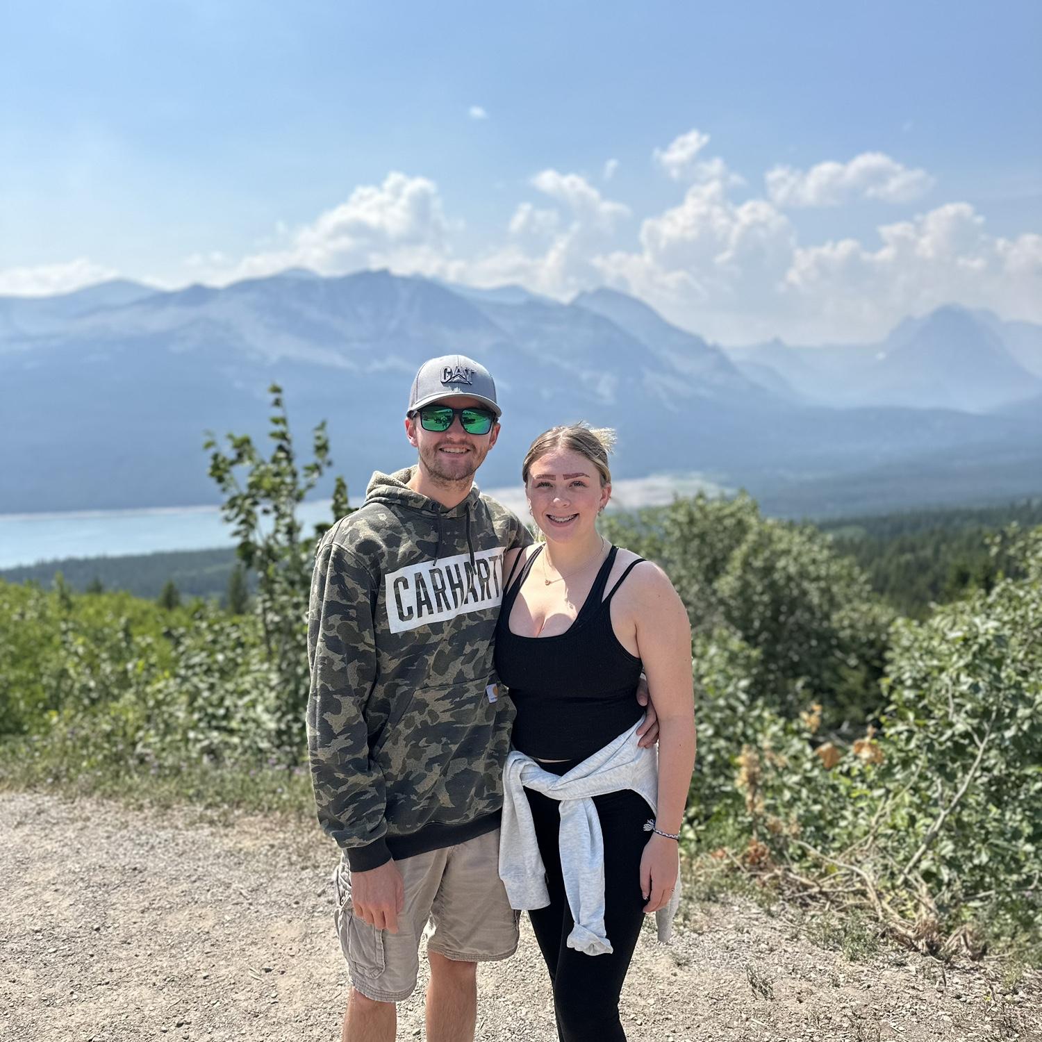 Jordan and I on going to the sun road in Montana🌞🌄