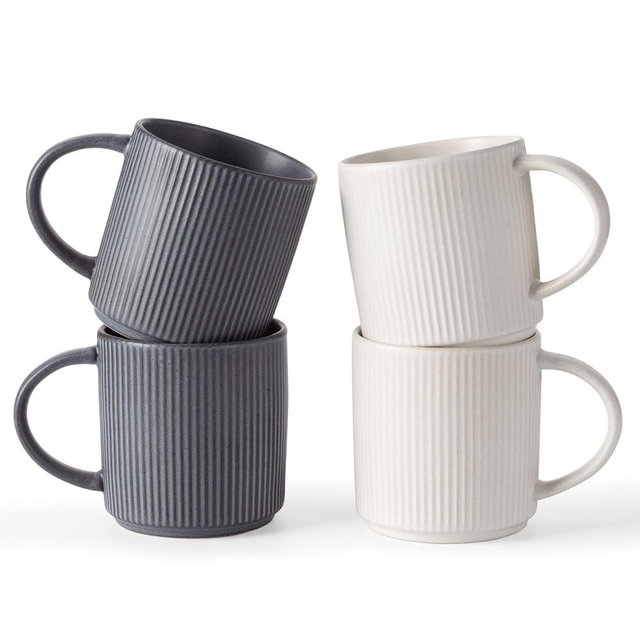 famiware Coffee Mug Set for 4, Star 12 oz Catering Mugs Cup Set with Handle for Coffee, Tea, Cocoa, Milk - Ceramic Stoneware Drinkware Set, Matte White + Matte Black