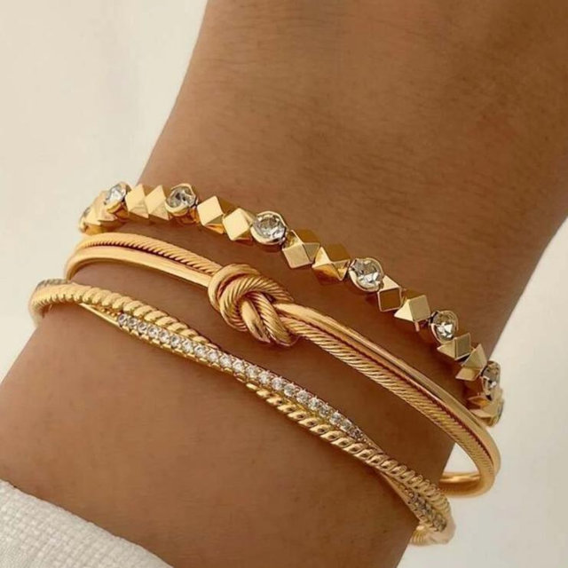 Bracelet