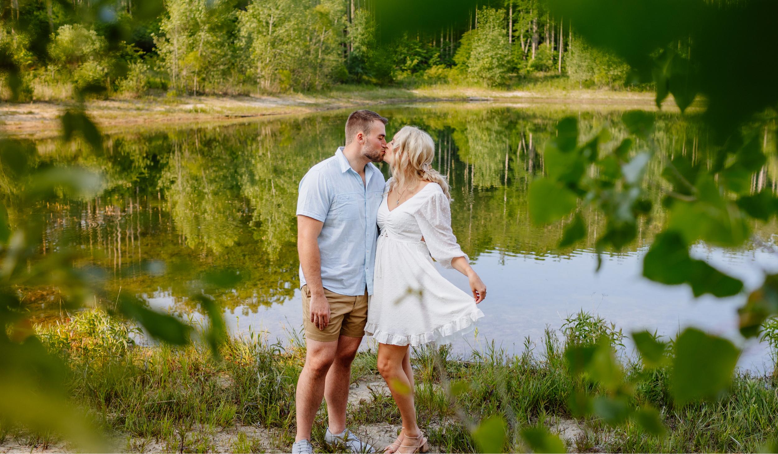 The Wedding Website of Samantha Miller and Max Fister