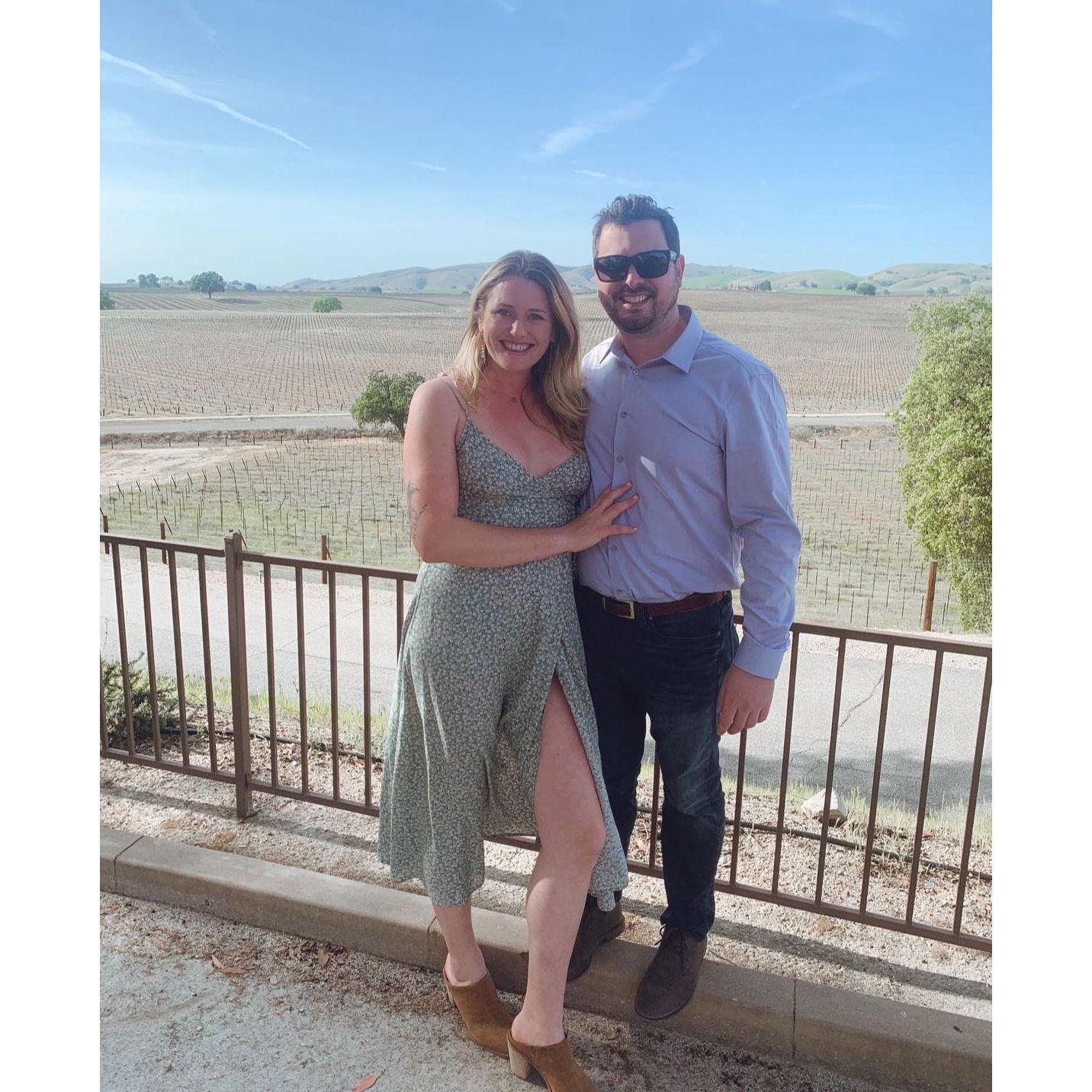 Nothing more heart-warming than celebrating love! My favorite wedding date & vis versa
(peep Grant standing on the curb to be taller than Tay in heels)