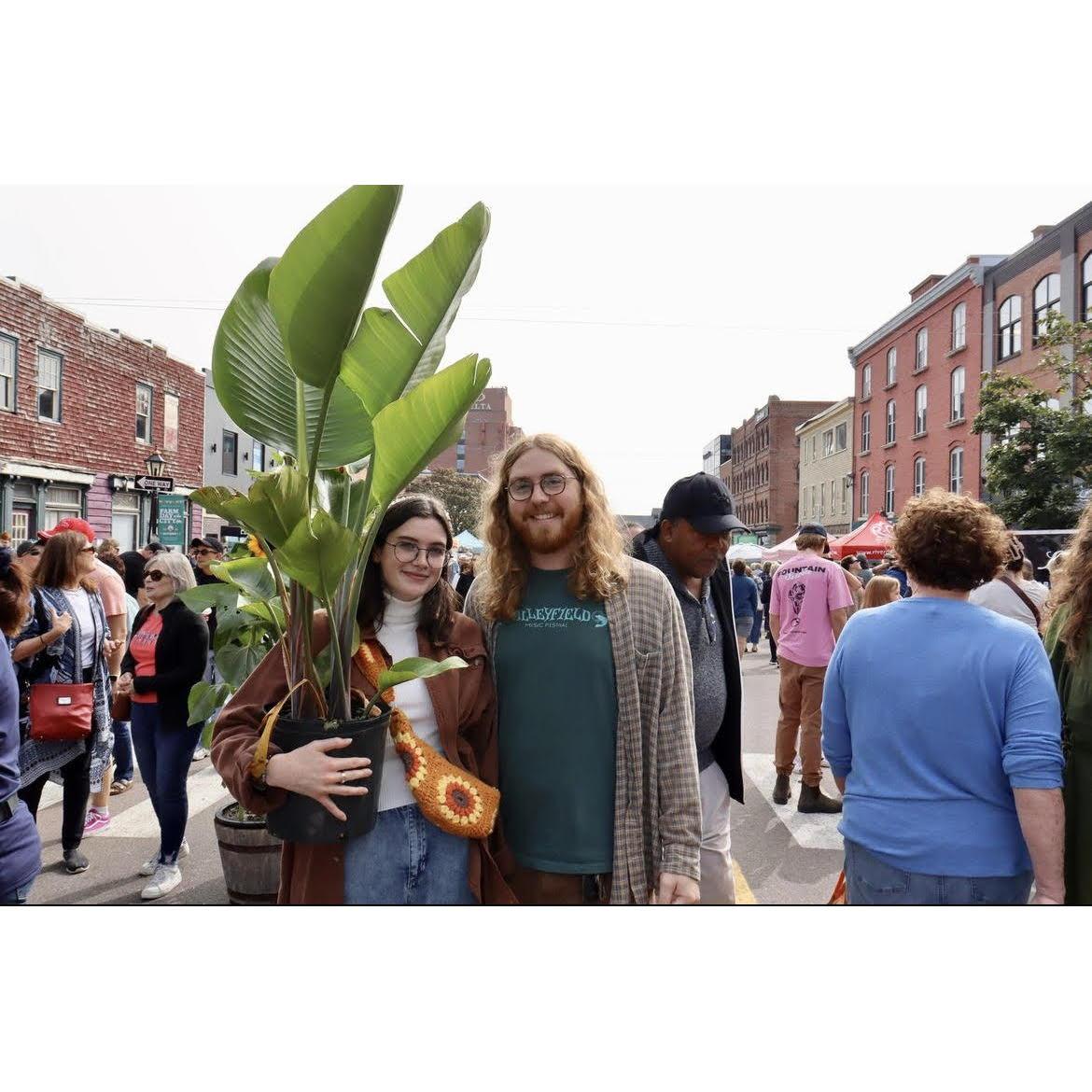 Many Queen Street Markets we walked together, living just next door! Oct 2023