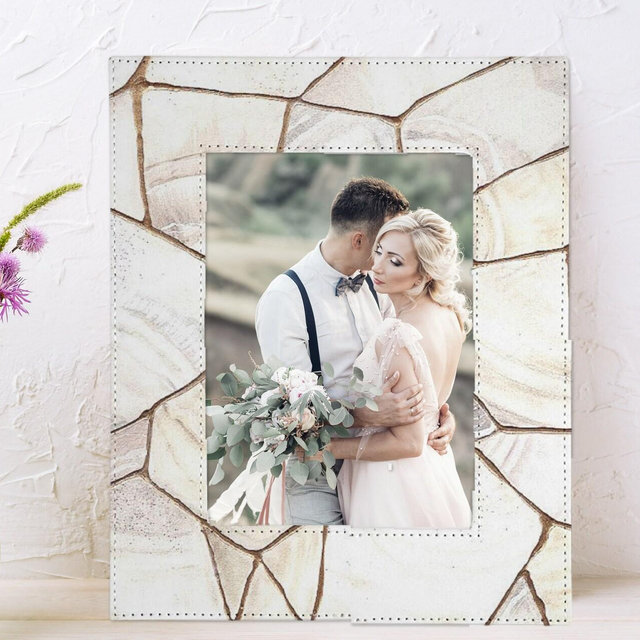 WHITE GOLD KINTSUGI, Unique Picture Frame, Felt Back, Quartz Photo Frame, Agate Slice, Small Frame, Boho Picture Frame, Nursery Gift Idea
