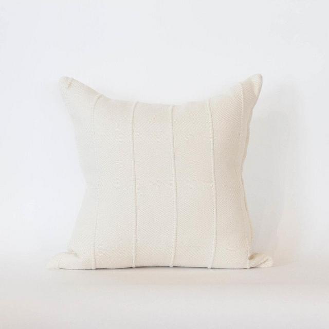 Pillow, 24x24 cotton multi-cordon