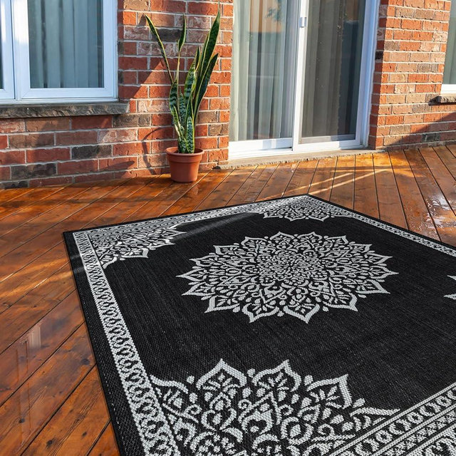 CAMILSON Outdoor Rug, 6x9 Medallion Black White Modern Area Rugs for Indoor and Outdoor Patios, Kitchen and Hallway Mats, Washable Porch Deck Outside Carpet (Medallion Black, 6 x 9)