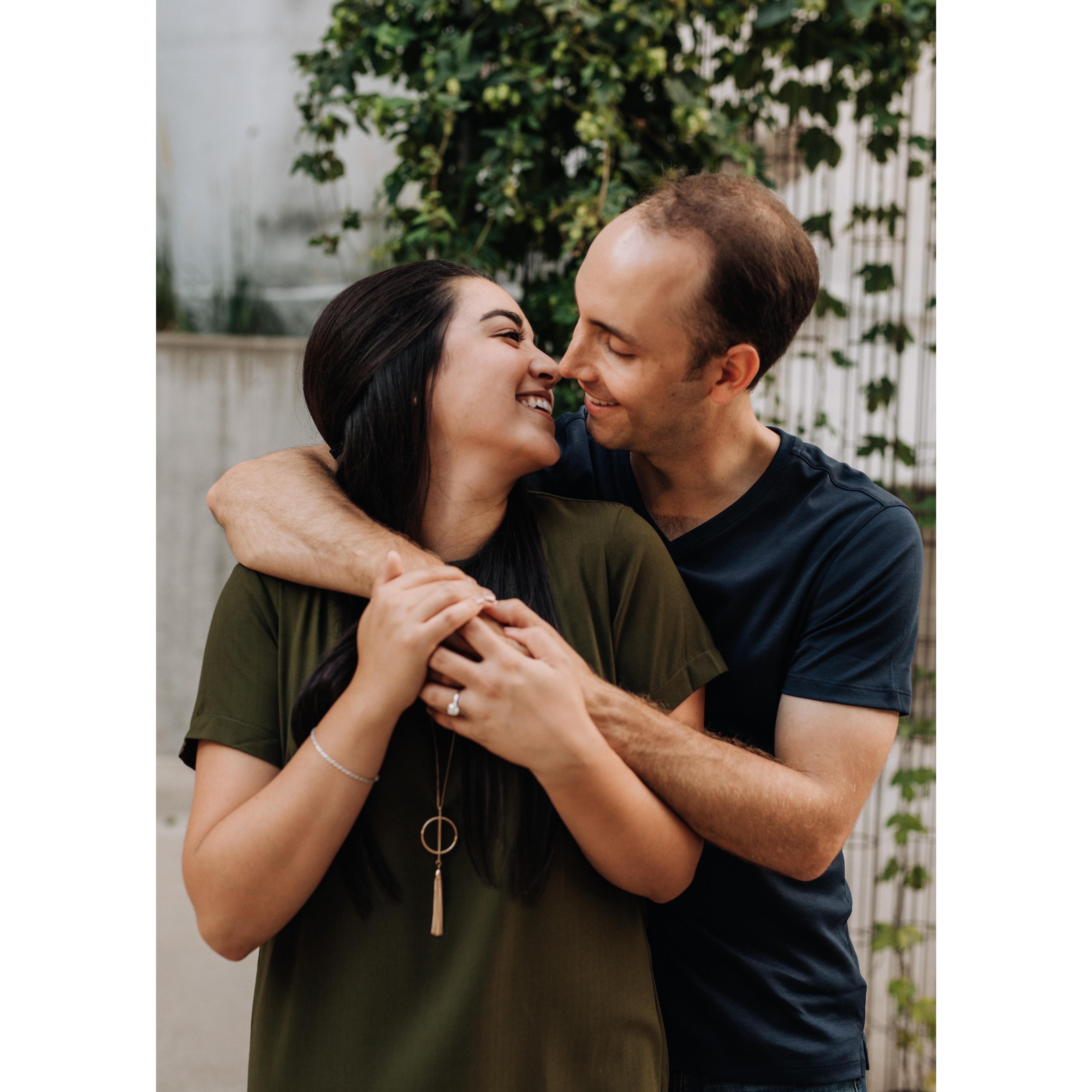 Engagement photos - St. Anthony Main (2020)