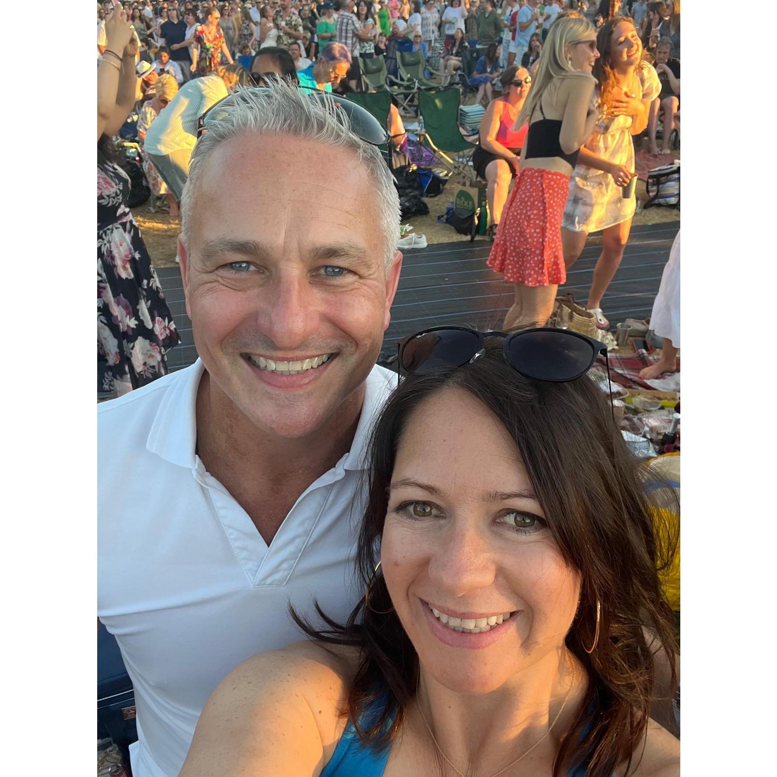 Dancing to Bananarama at Kew Gardens