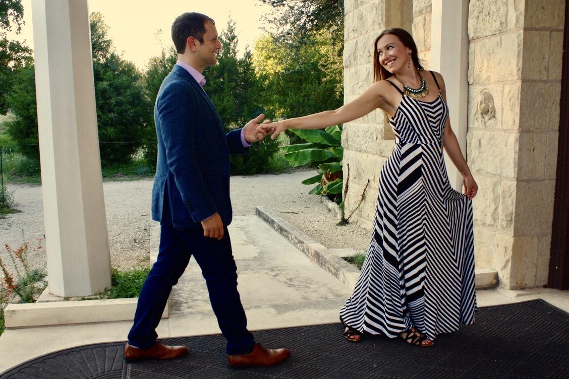 The Wedding Website of Lindsey Thomas and Abe Barranca