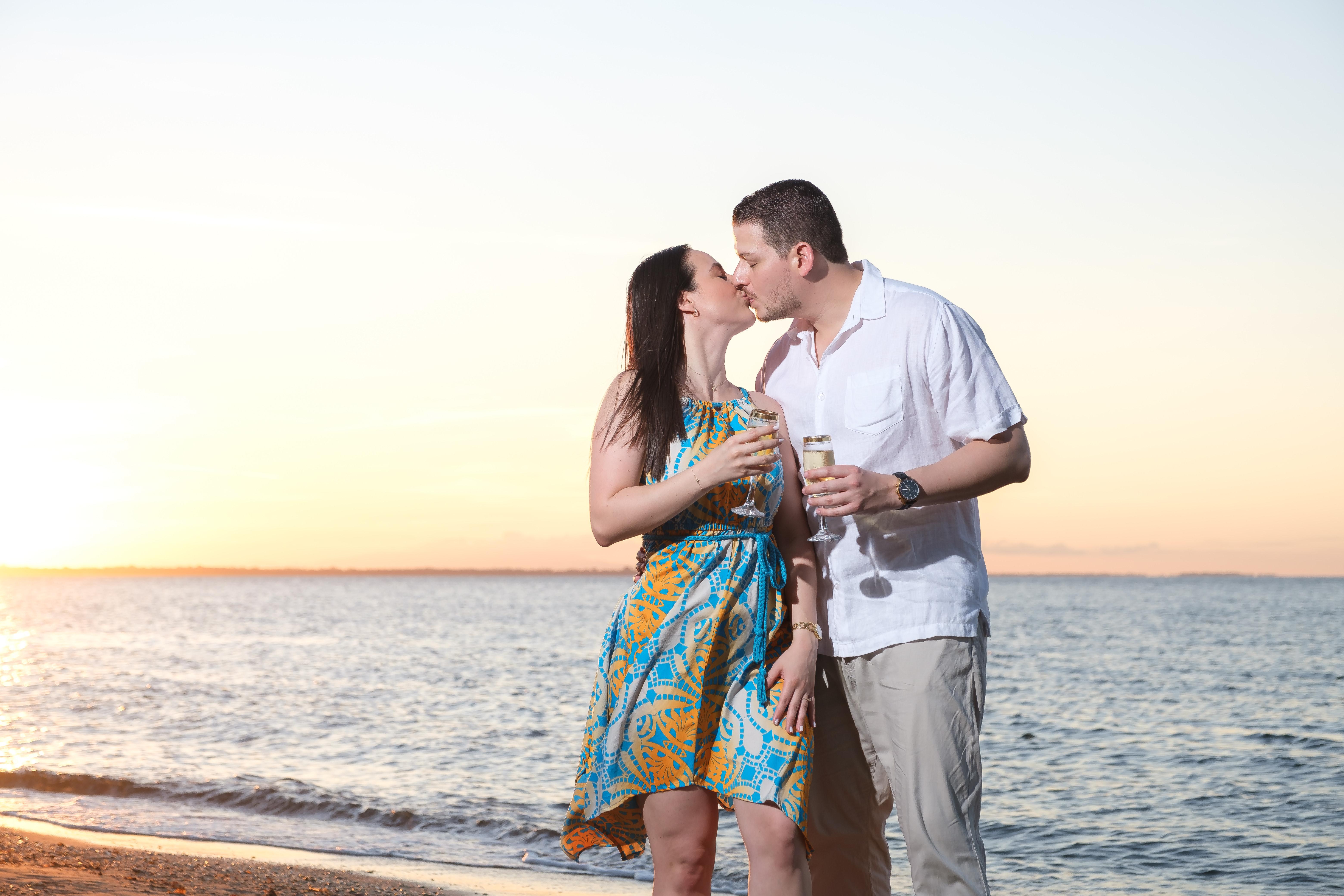 The Wedding Website of Nicole Maldonado and Oscar Paz