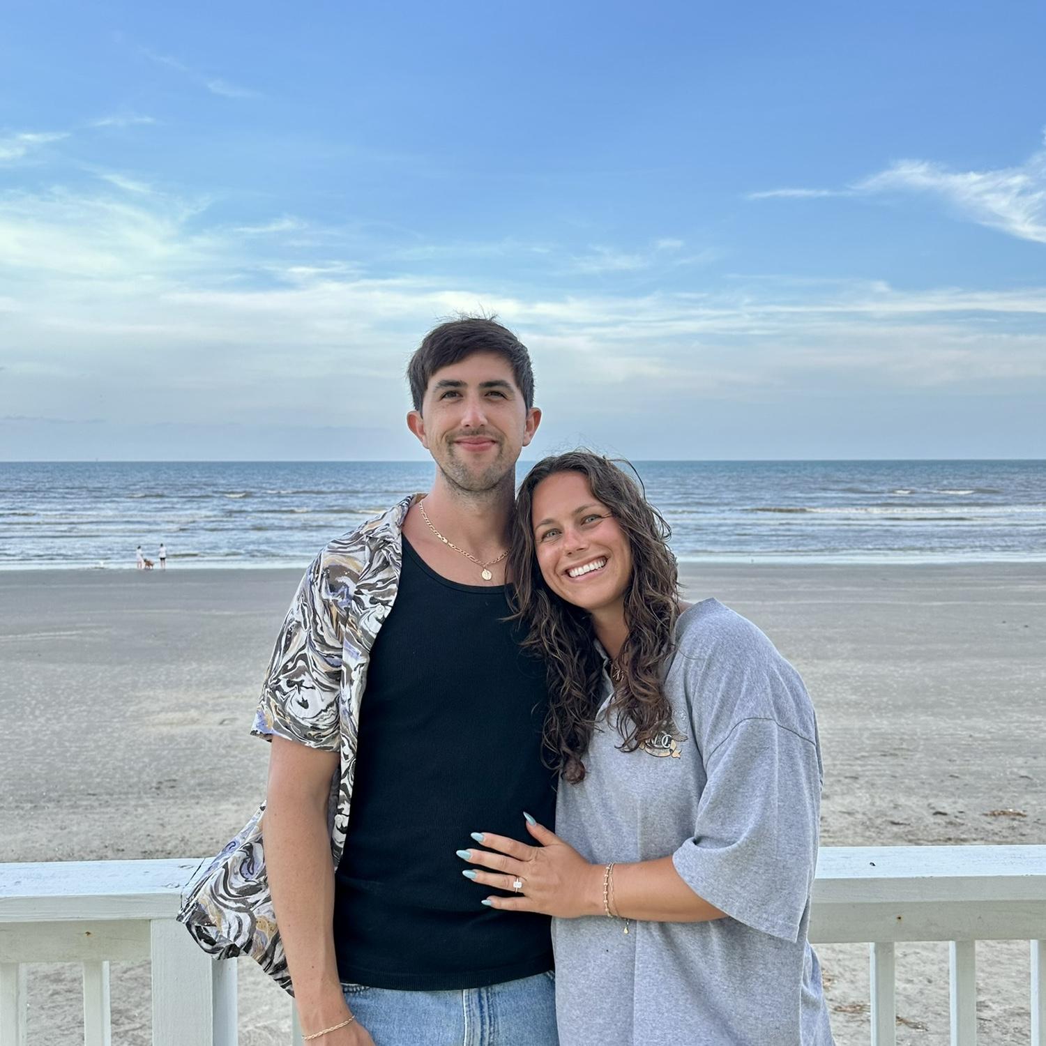 Got to celebrate with all our family and friends at the beach right after the engagement 💍☀️🌊