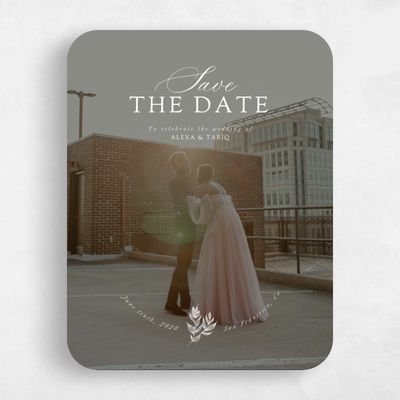 White Rounded Wedding Save the Date - Leif Photo