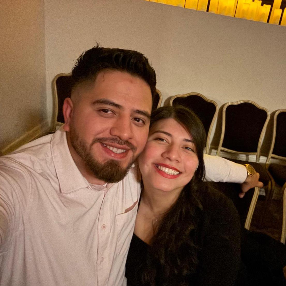 This photo was taken moments before Adonay got down on one knee! Esta foto se tomo una hora antes de que Adonay me pidiera matrimonio.