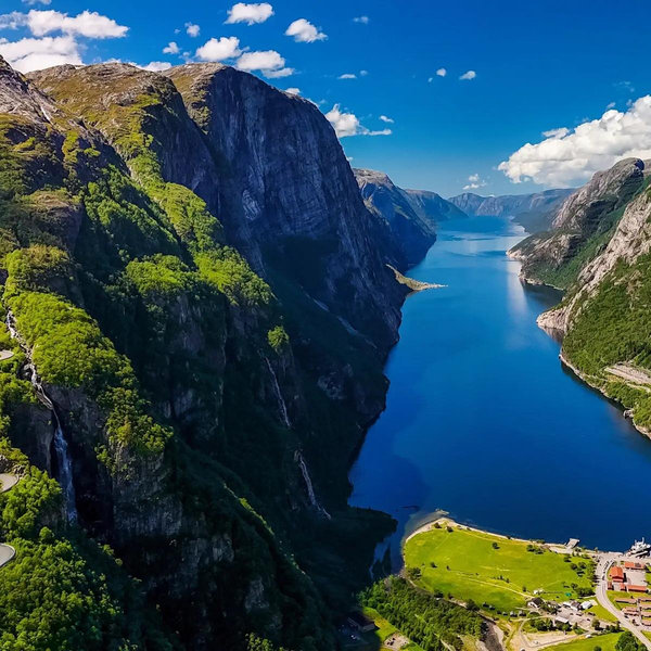 Cruise Along Lysefjord