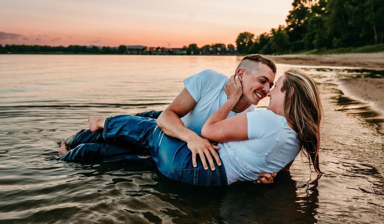 The Wedding Website of Stephanie Defayette and Adam Barcomb