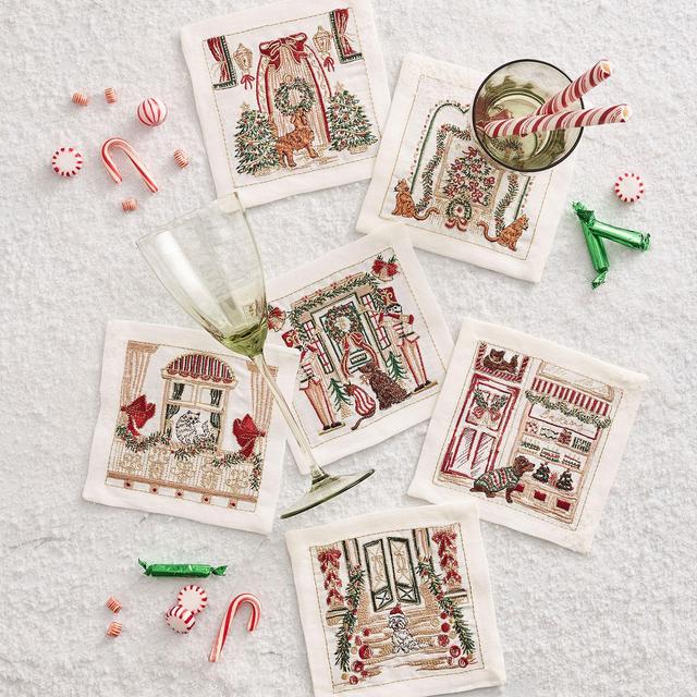 Kim Seybert Holiday Paws Cocktail Napkins, Set of 6 in a Gift Box