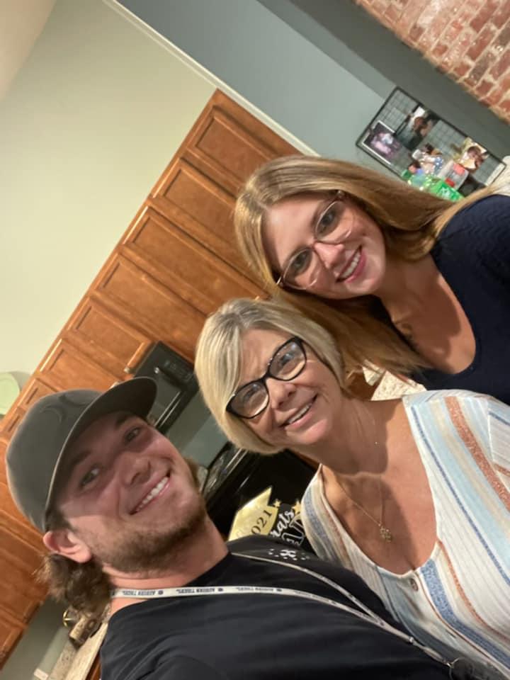 The Wedding Website of Alexis Murphy and Anthony Ivey