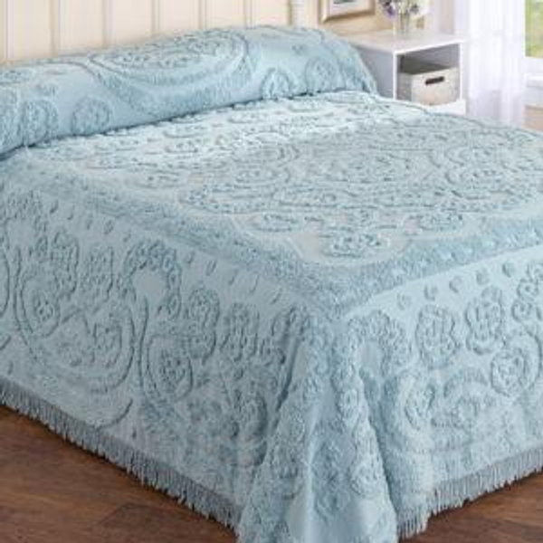 Queen Floral Chenille Bedspread in BLUE