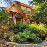 Otters Pond Bed & Breakfast (Near Moran State Park)