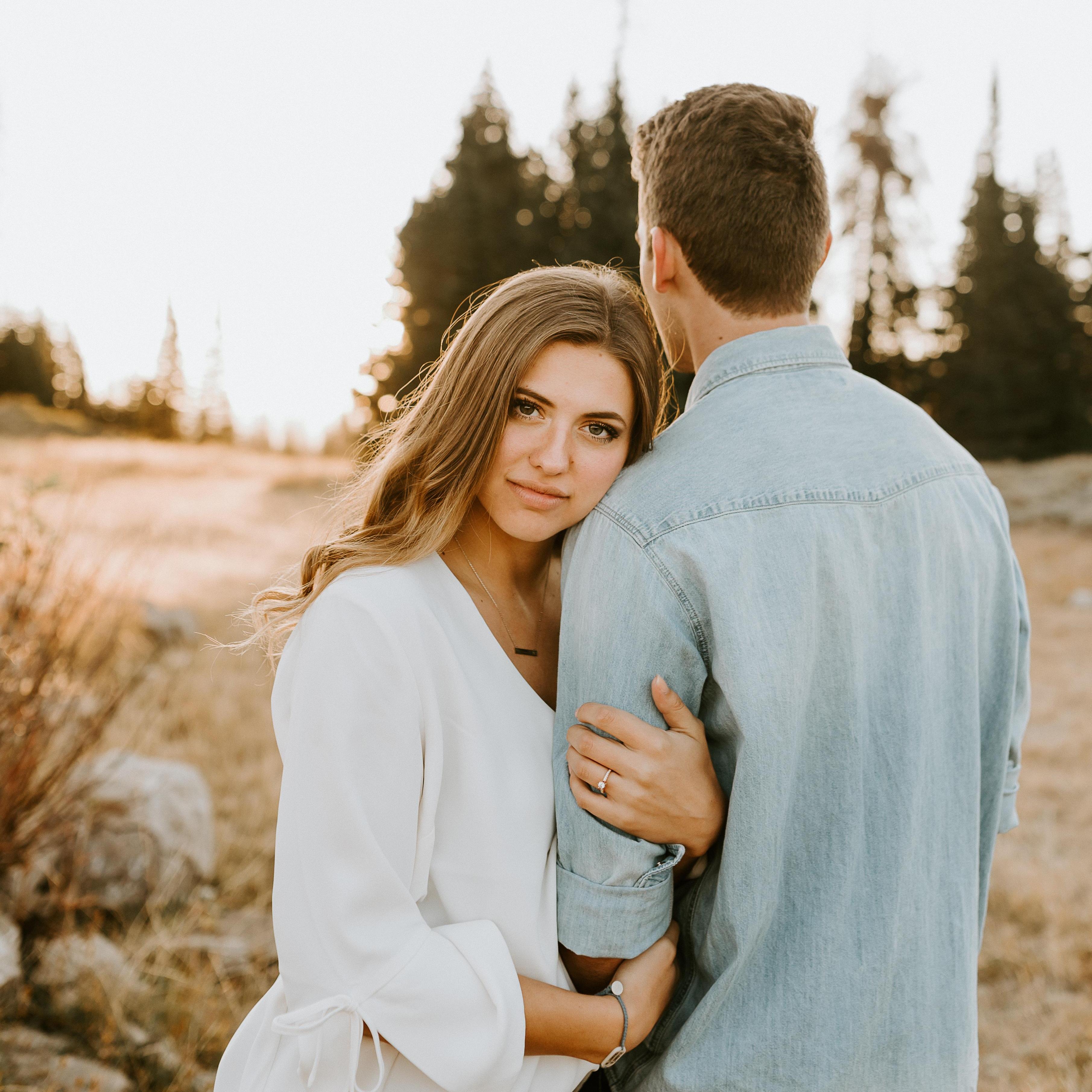 It was her eyes that first caught mine.