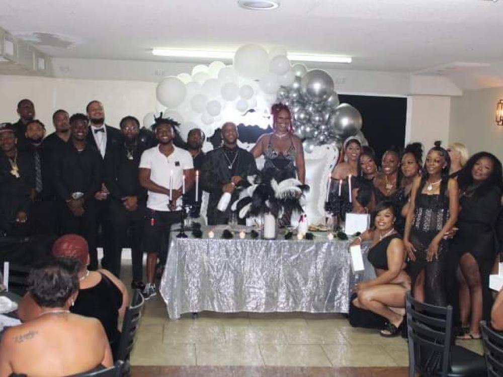 The Wedding Website of Ajanee Gardner and Dashawn Dewitt