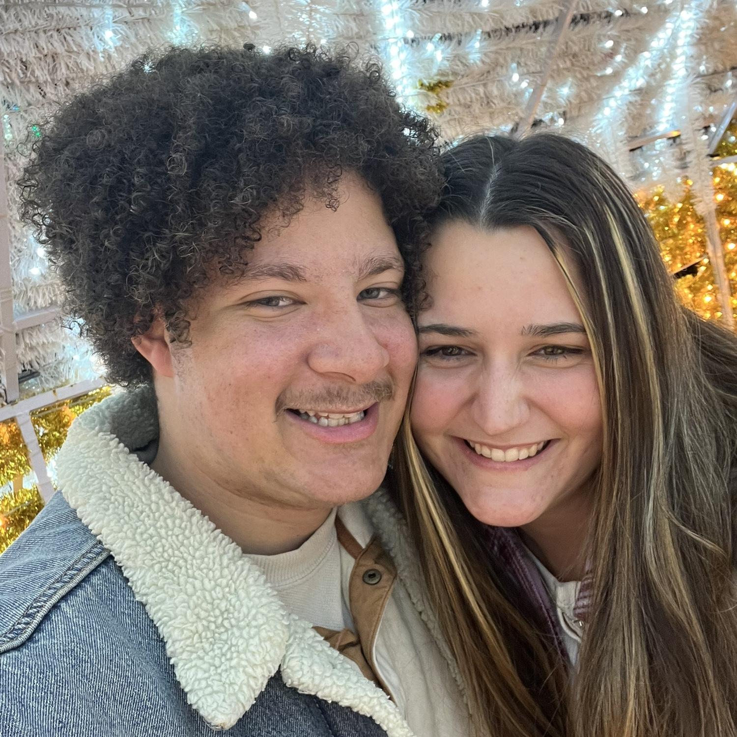 Ashlee & Kenny’s first date to Christmas lights 2024