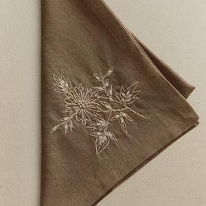 Embroidered Flower Napkins | Set of 2