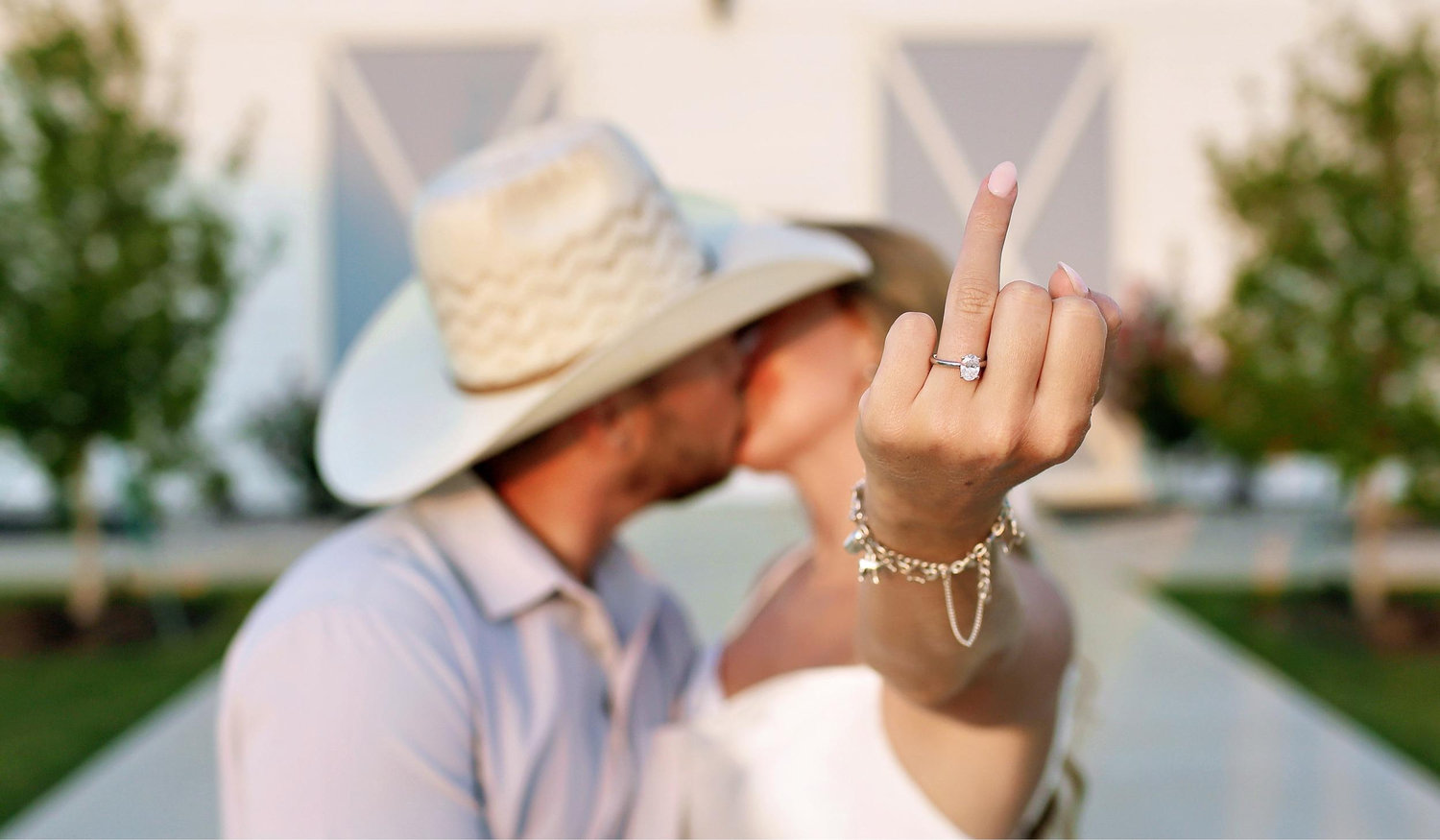 The Wedding Website of Taelour McCartney and Blake Vogel
