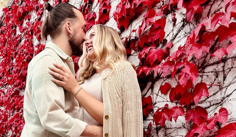 The Wedding Website of Stephanie Schumacher and Jordan Radvansky