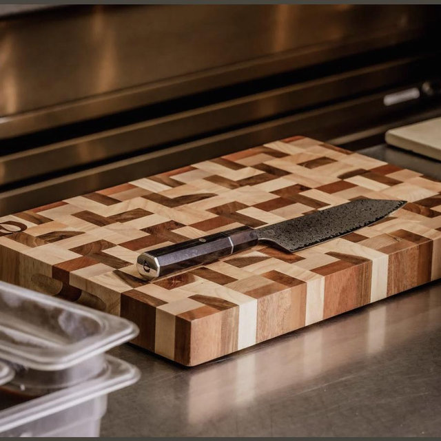 Chef’s Bundle: Board & Knife