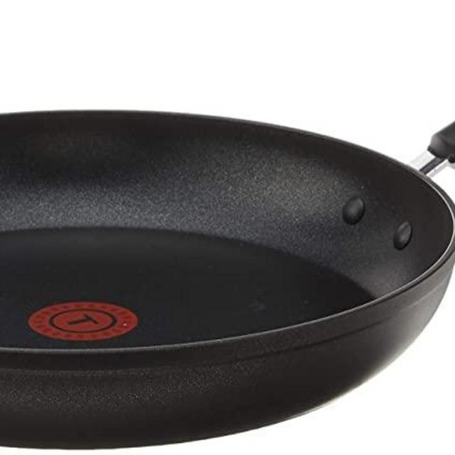 T-fal C5610764 Titanium Advanced Nonstick Thermo-Spot Heat Indicator Dishwasher Safe Cookware Fry Pan, 12-Inch, Black